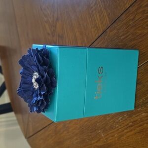 Tieks box and flower topper
